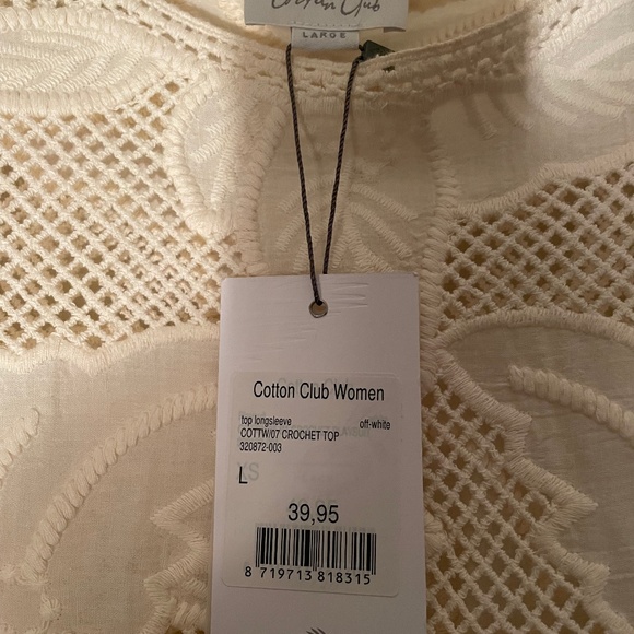 Cotten Club Crochet Off-White Top - Great option for the holidays - Picture 2 of 6
